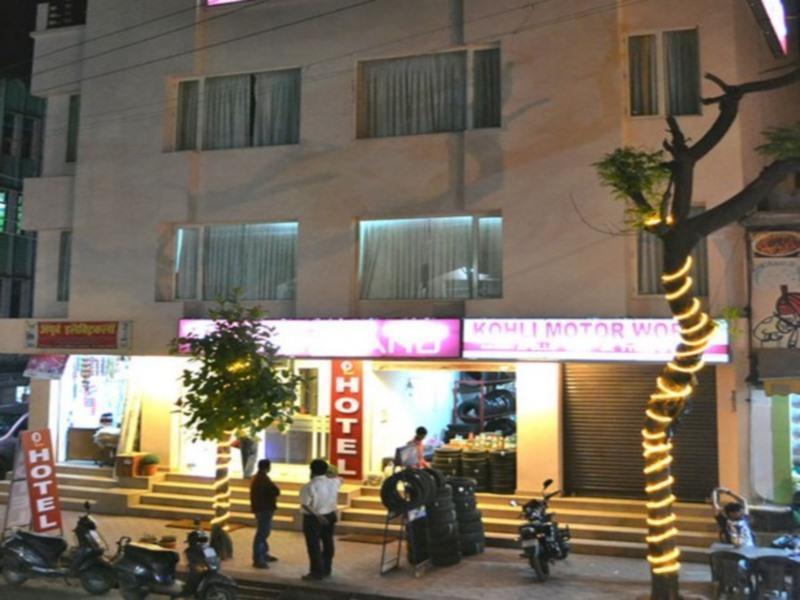 Park Land Hotel Haldwāni Екстериор снимка